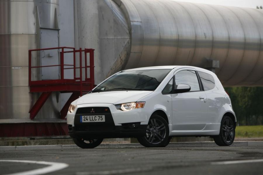  Mitsubishi Colt Ralliart 2009 года  (фото 41 из 60)